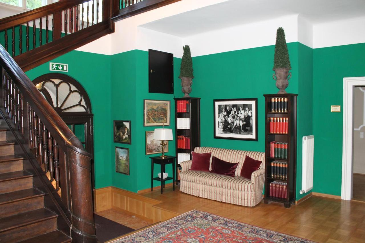 Villa Trapp Salzburg Bagian luar foto